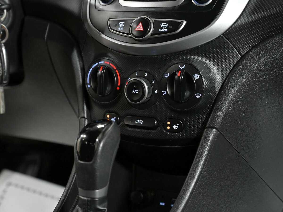 Hyundai Solaris б/у, 2016, Автоматическая. Фото: #9