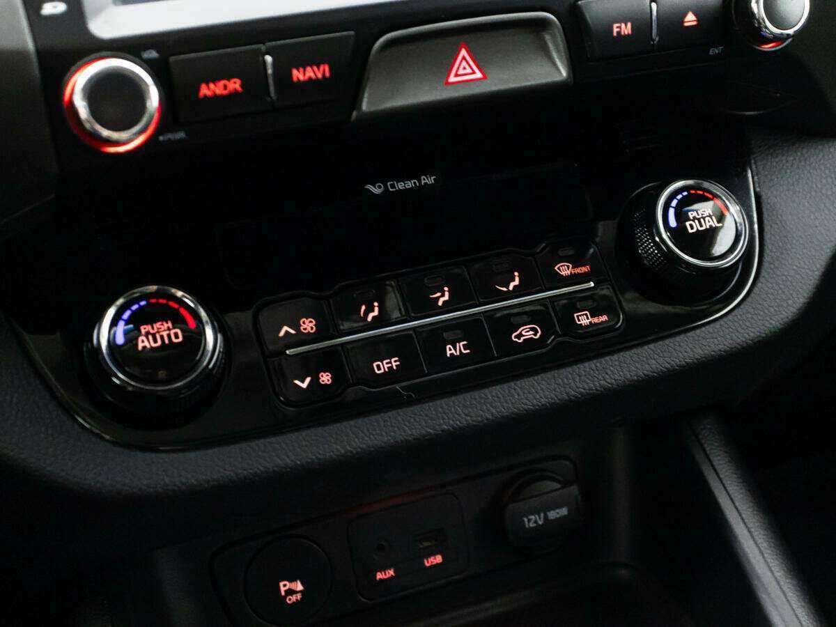 Kia Sportage б/у, 2014, Механическая. Фото: #17