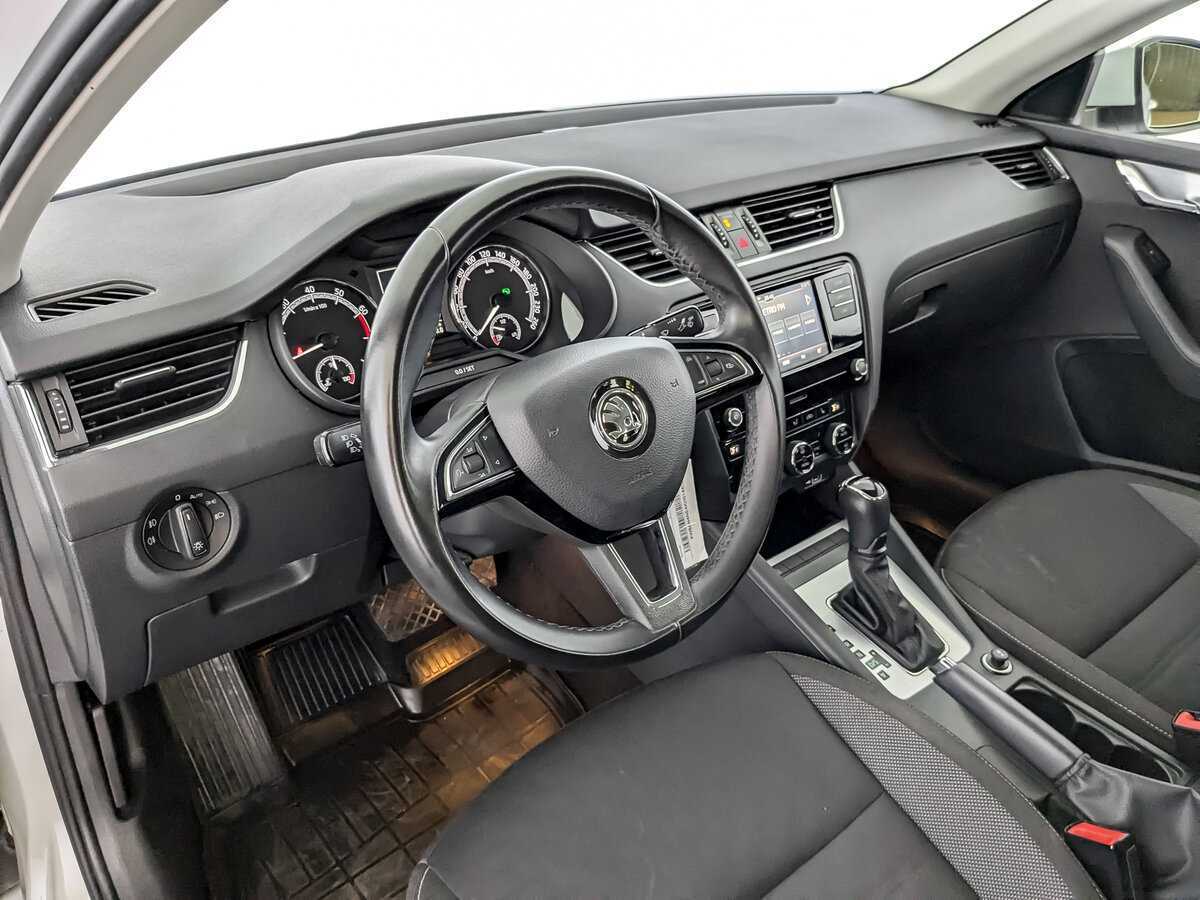 Skoda Octavia б/у, 2018, Автоматическая. Фото: #15