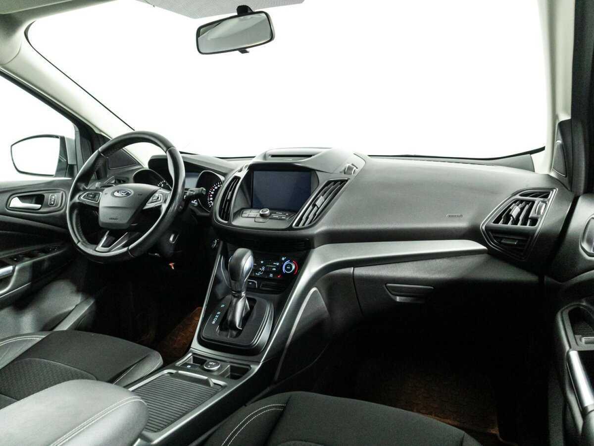 Ford Kuga б/у, 2017, Автоматическая. Фото: #8