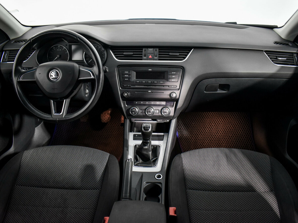 Skoda Octavia б/у, 2013, Механическая. Фото: #13