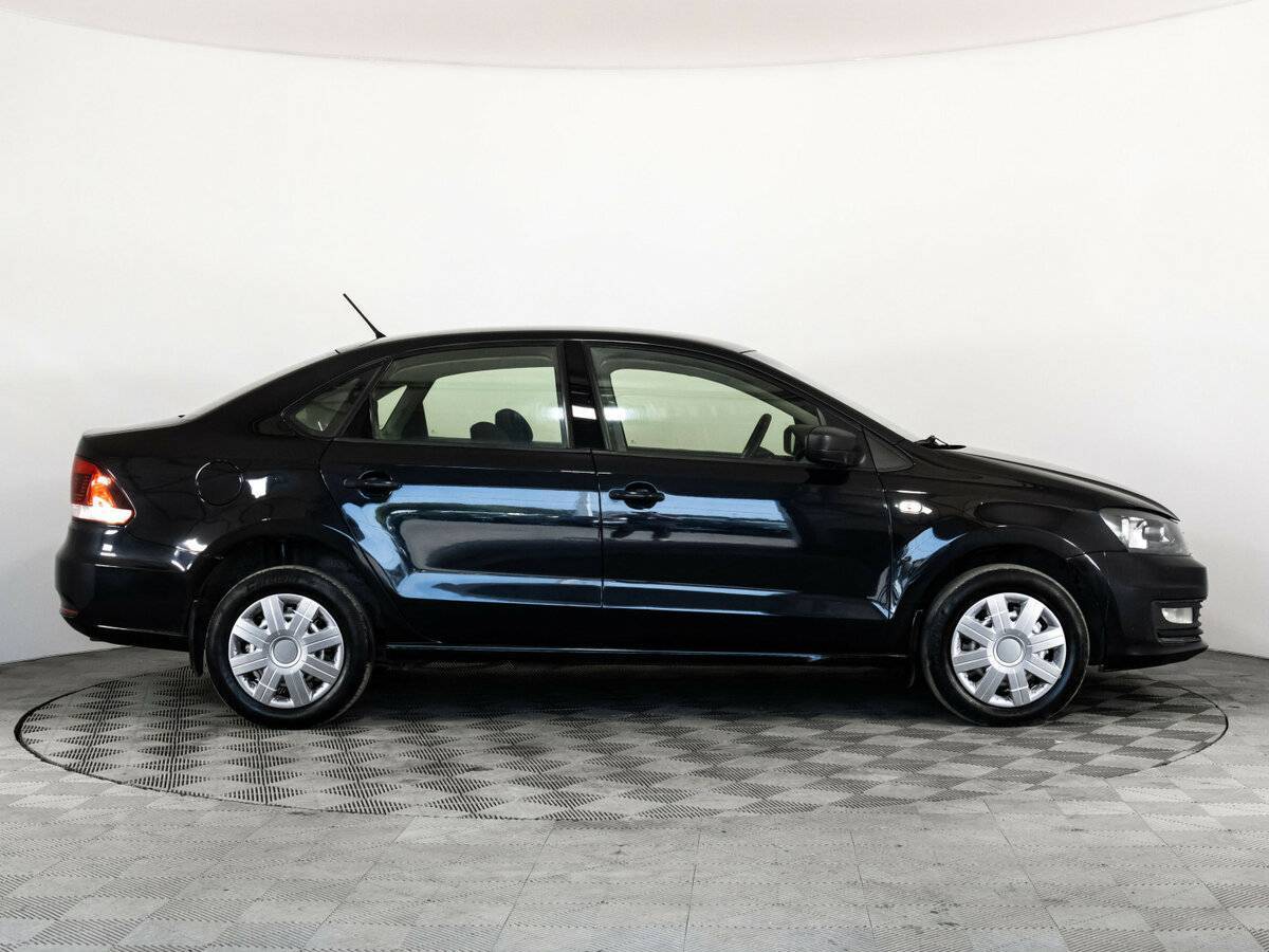 Volkswagen Polo б/у, 2016, Автоматическая. Фото: #3
