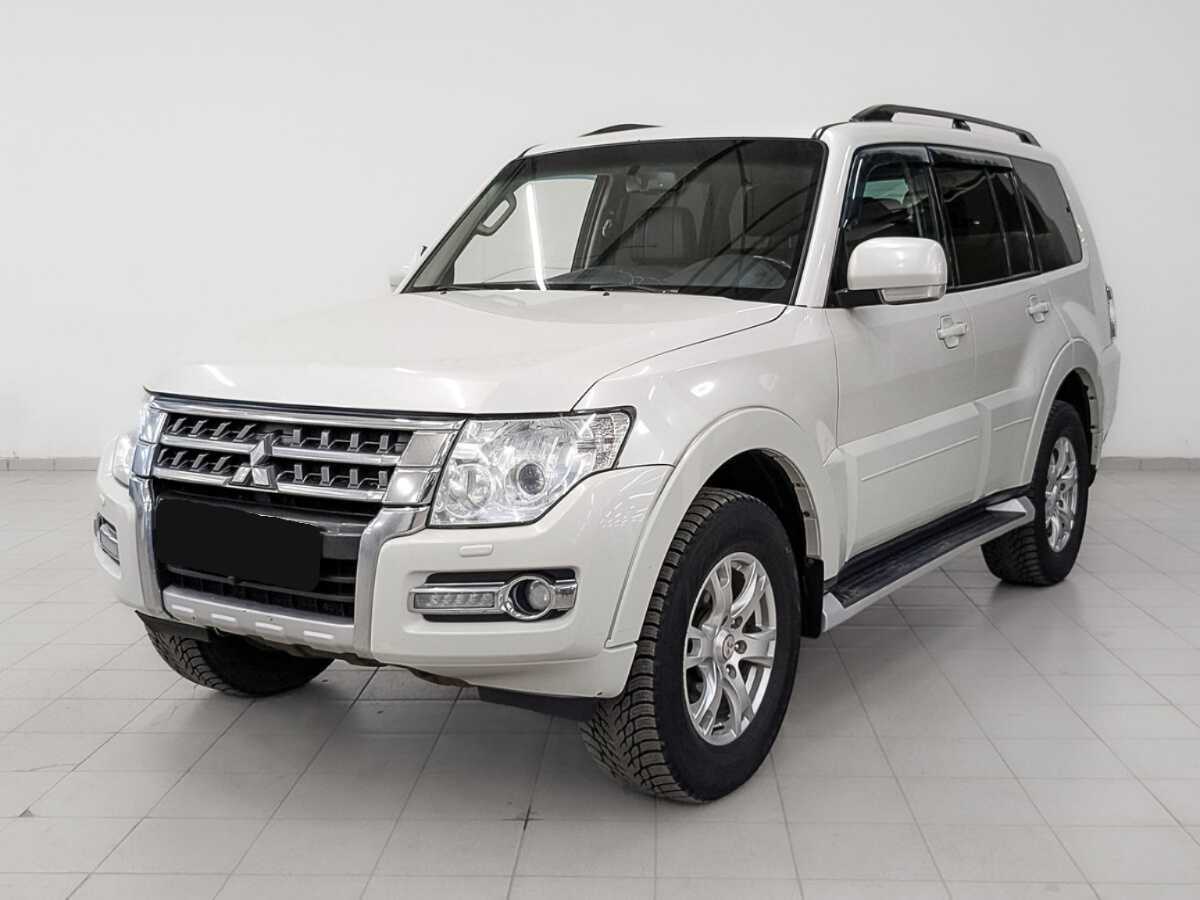 Mitsubishi Pajero б/у, 2015, Автоматическая. Посмотреть фото
