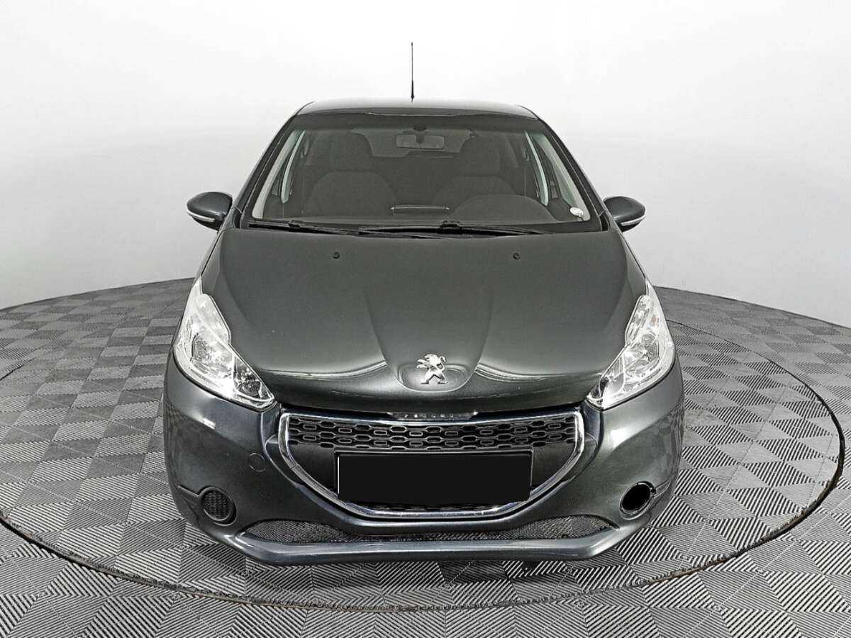 Peugeot 208 б/у, 2013, Автоматическая. Фото: #1