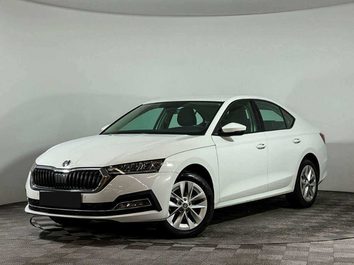 Skoda Octavia б/у, 2021, Роботизированная. Посмотреть фото