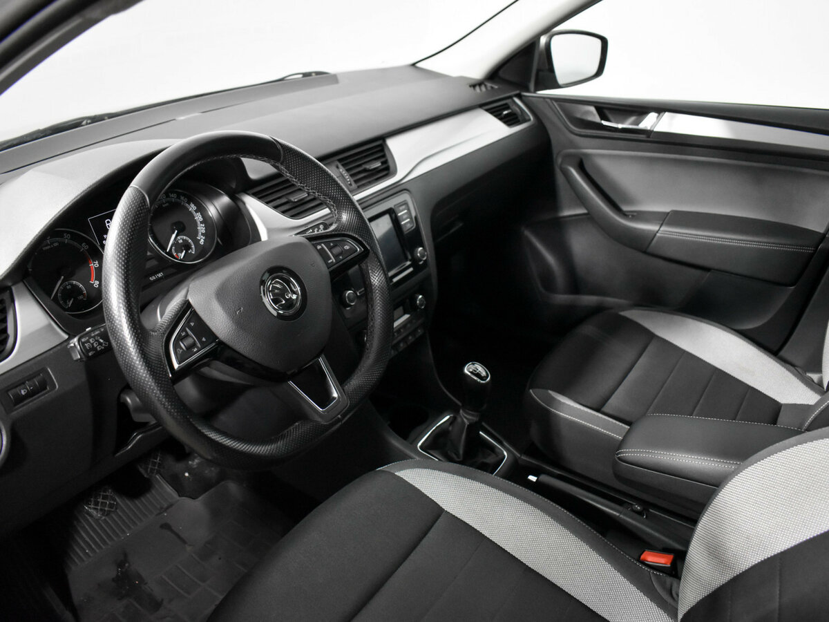Skoda Rapid б/у, 2019, Механическая. Фото: #7