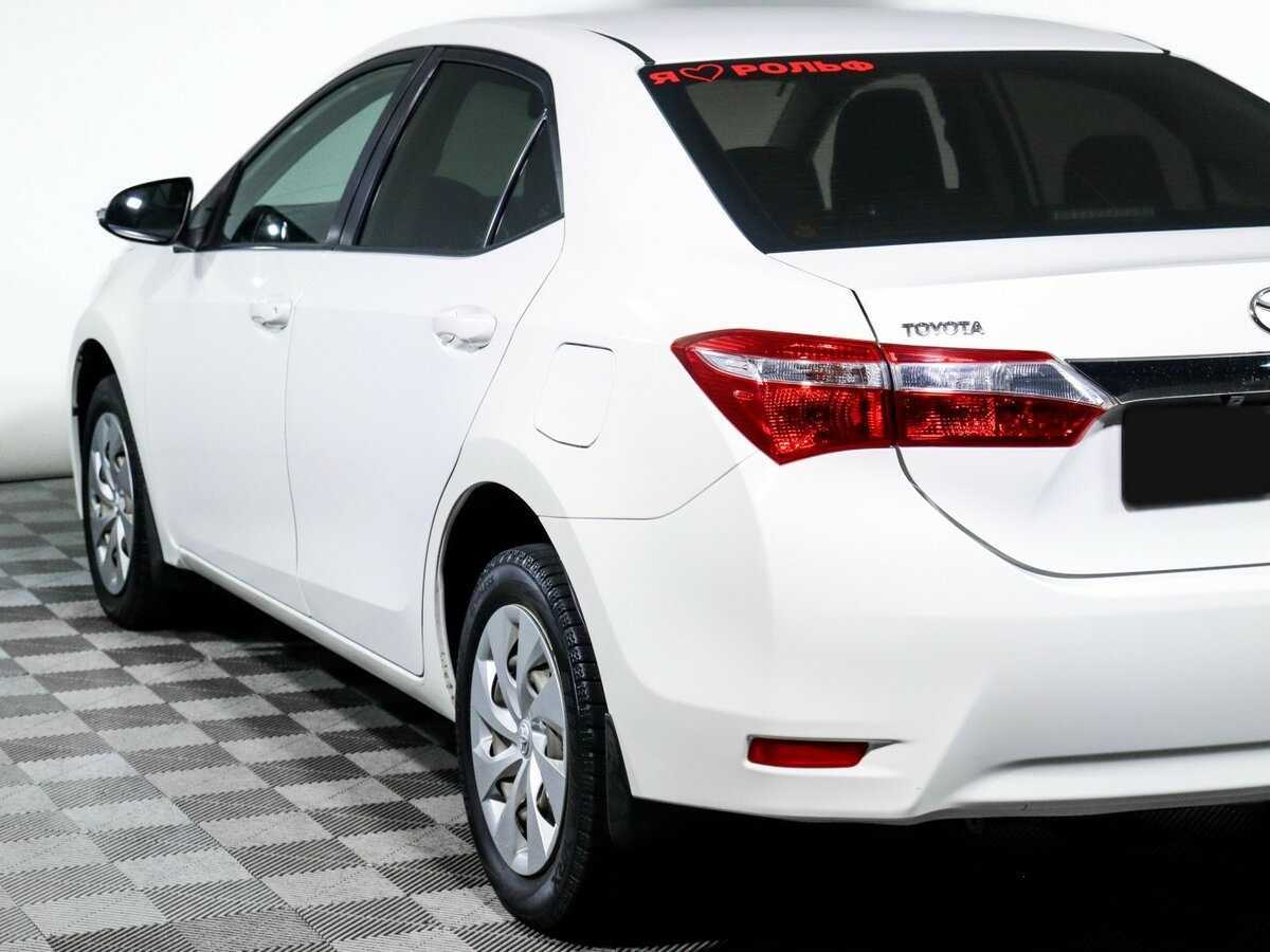 Toyota Corolla б/у, 2014, Механическая. Фото: #18