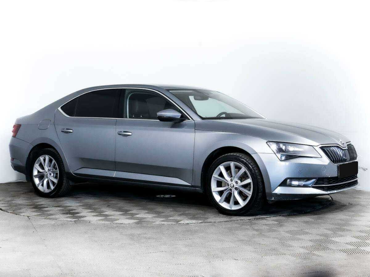 Skoda Superb б/у, 2019, Роботизированная. Фото: #1