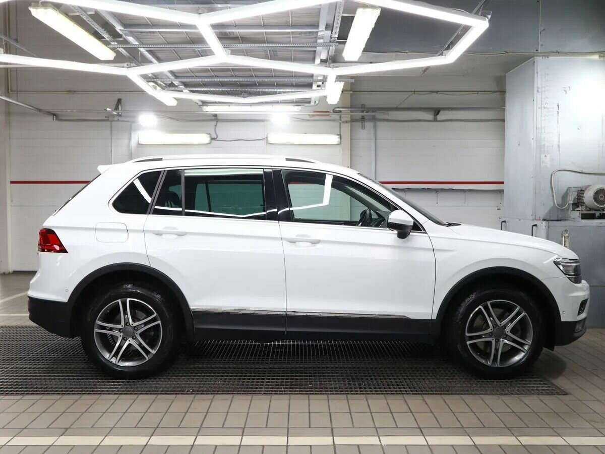 Volkswagen Tiguan б/у, 2018, Роботизированная. Фото: #12