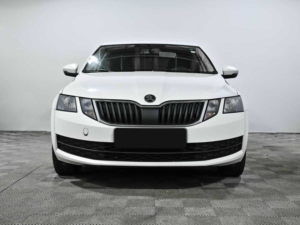 Skoda Octavia б/у, 2018, Механическая. Фото: #1