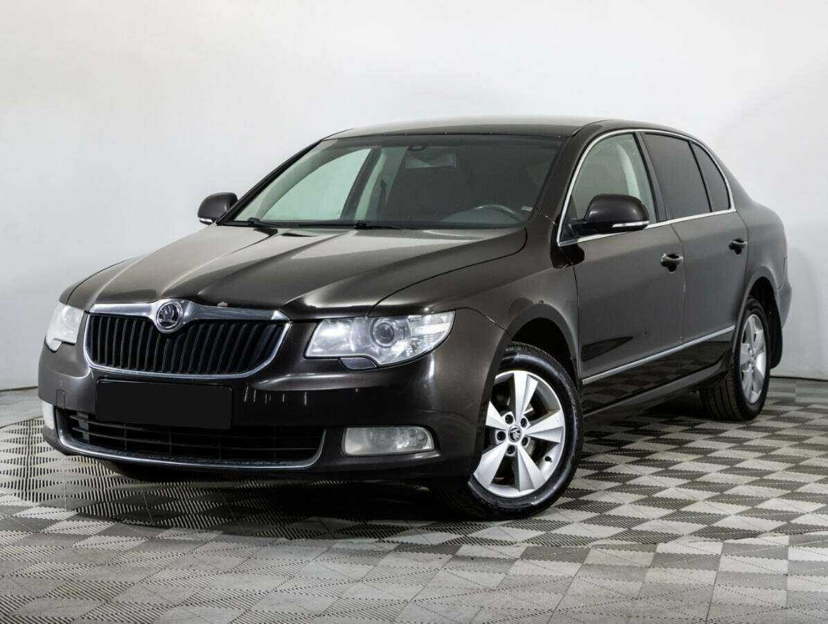 Skoda Superb б/у, 2012, Автоматическая. Фото: #0