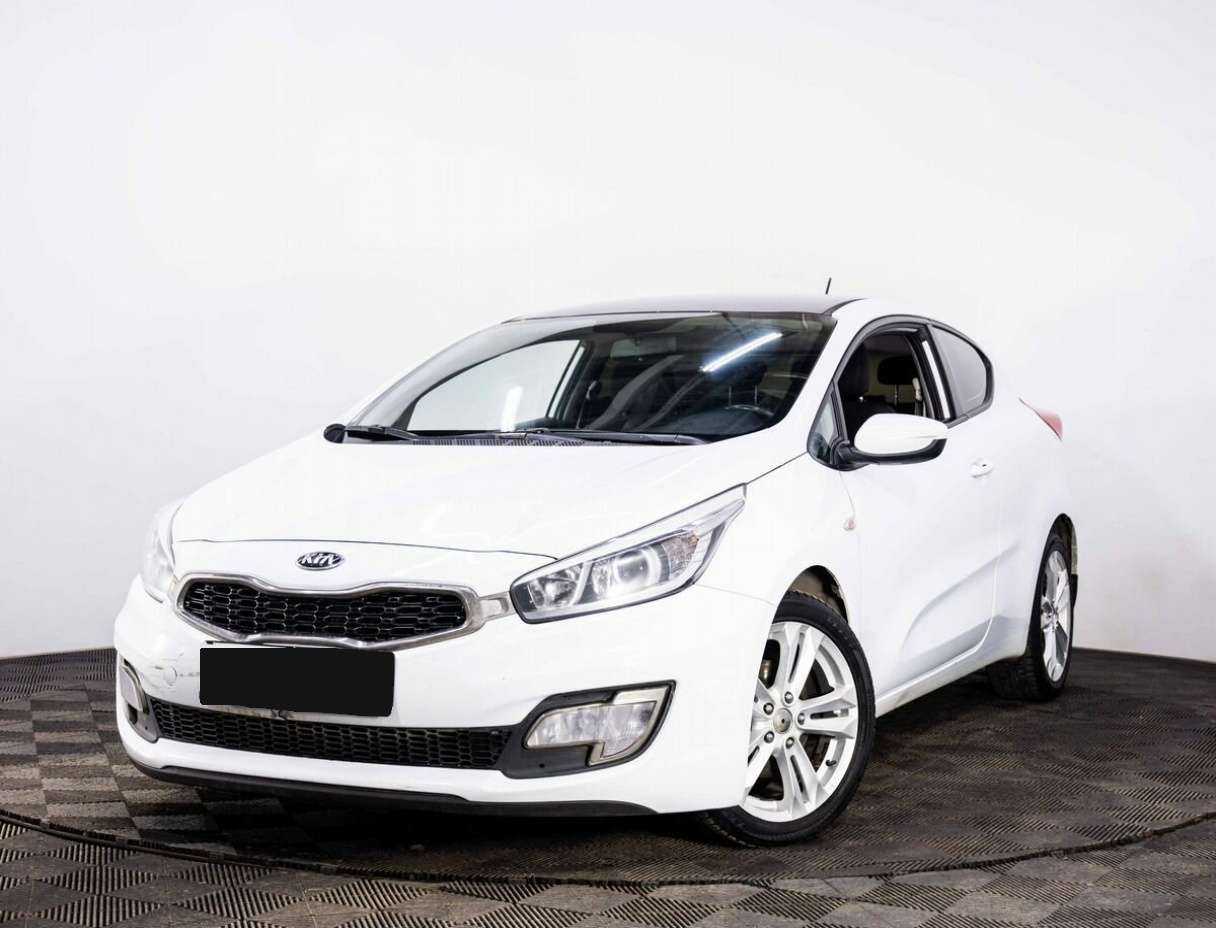 Kia Ceed б/у, 2014, Автоматическая. Фото: #0