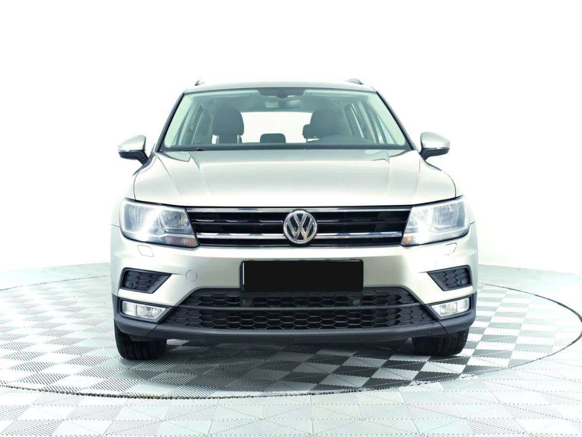 Volkswagen Tiguan б/у, 2017, Роботизированная. Фото: #1
