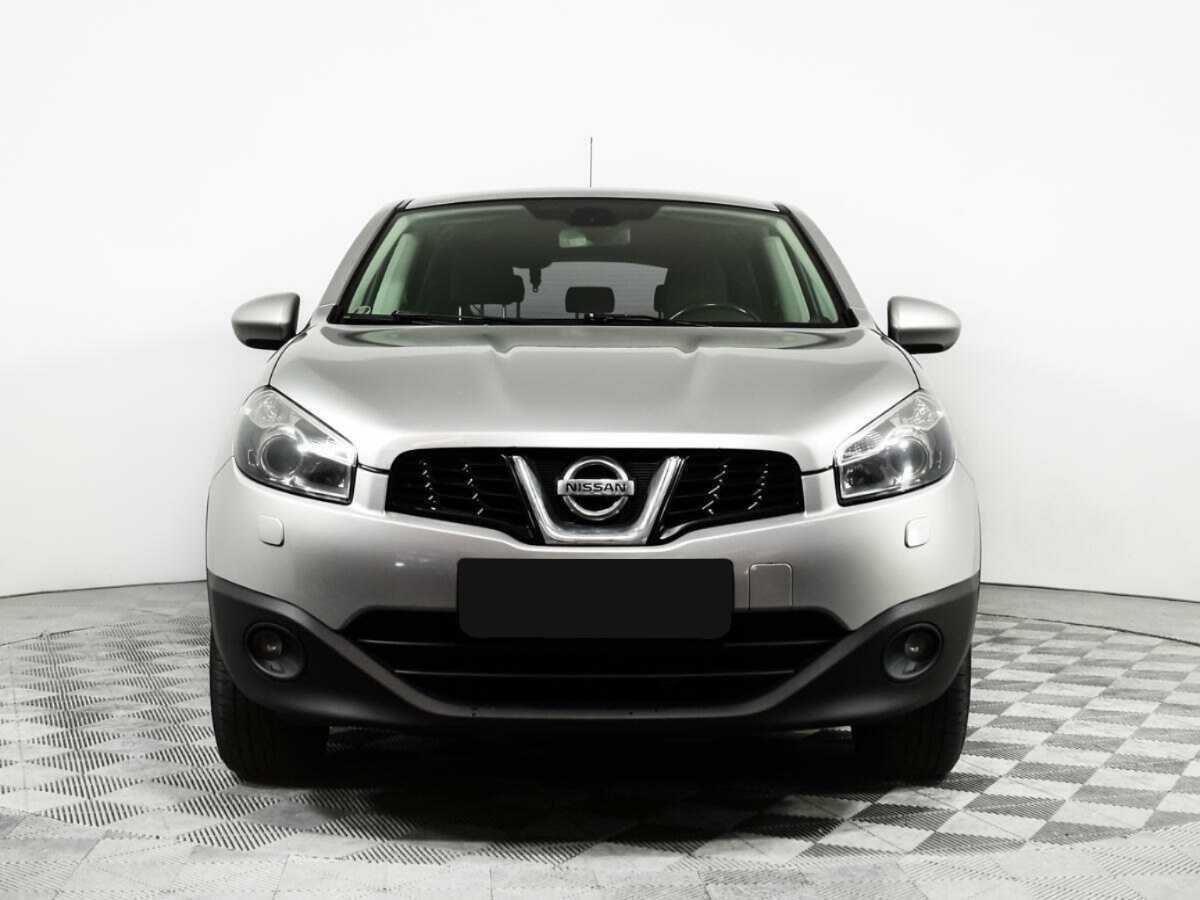 Nissan Qashqai б/у, 2013, Механическая. Фото: #1
