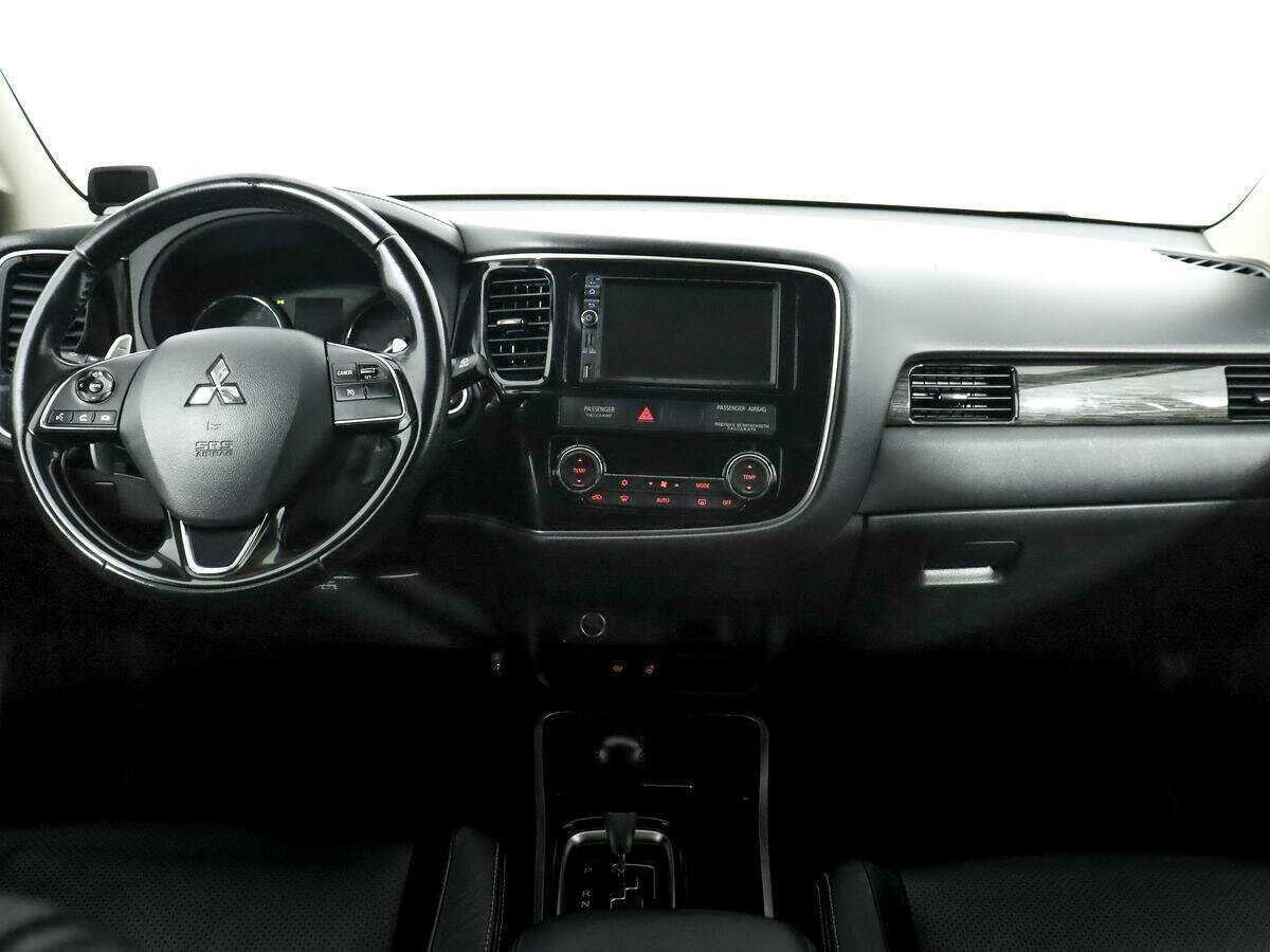 Mitsubishi Outlander б/у, 2017, Вариатор. Фото: #10