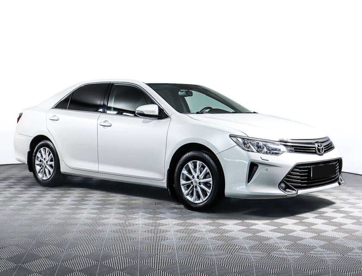 Toyota Camry б/у, 2014, Автоматическая. Фото: #2