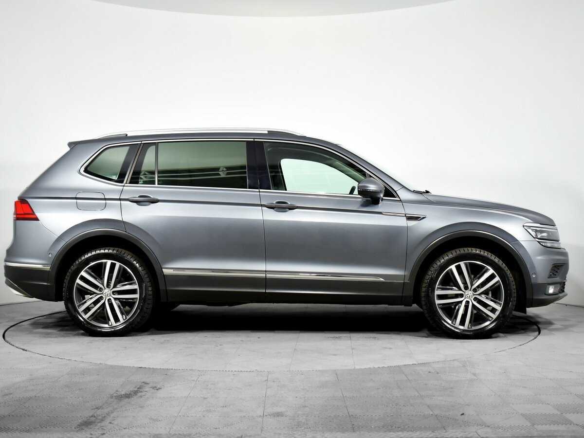 Volkswagen Tiguan б/у, 2020, Роботизированная. Фото: #3