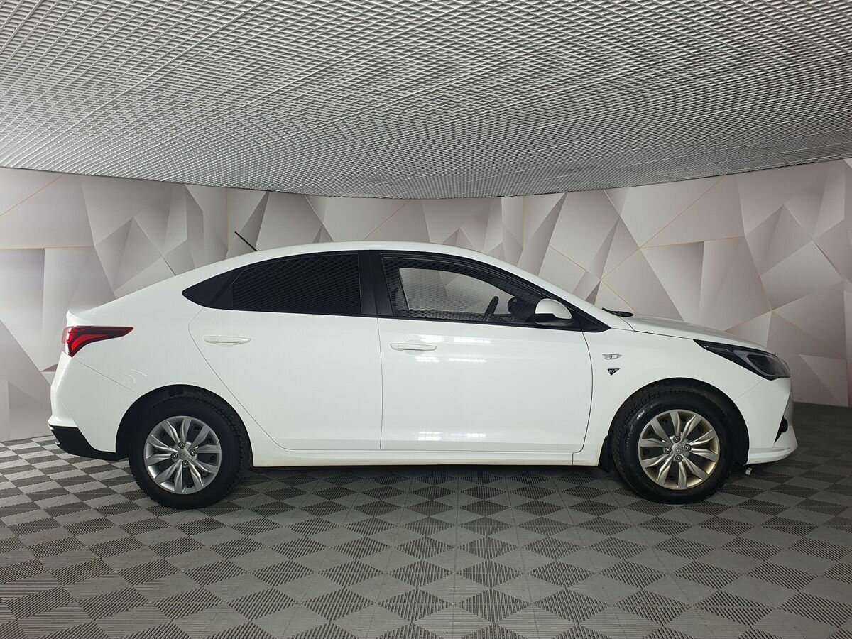Hyundai Solaris б/у, 2021, Автоматическая. Фото: #3
