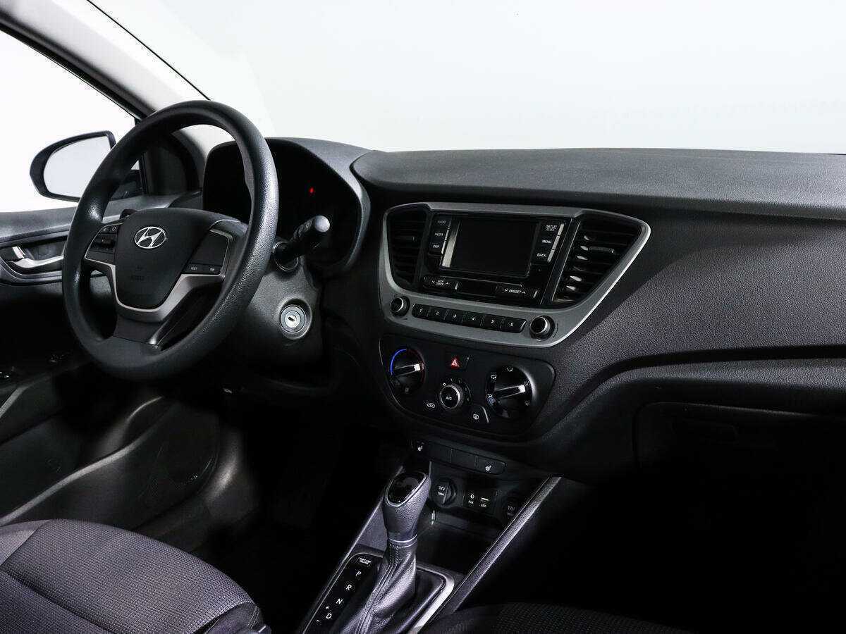 Hyundai Solaris б/у, 2017, Автоматическая. Фото: #6