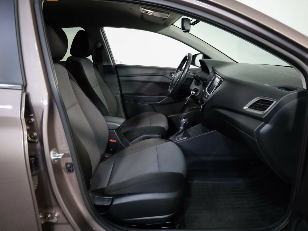 Hyundai Solaris б/у, 2019, Автоматическая. Фото: #18