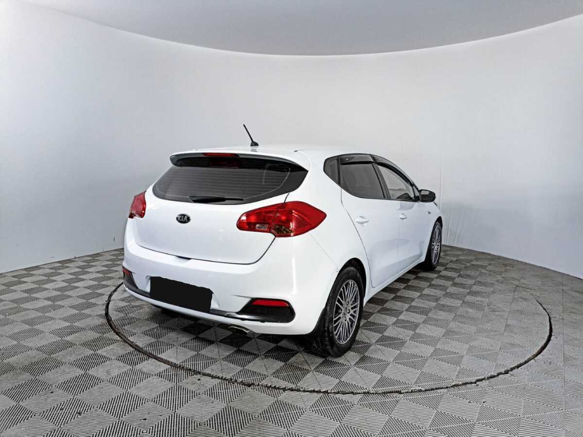 Kia Ceed б/у, 2014, Автоматическая. Фото: #4