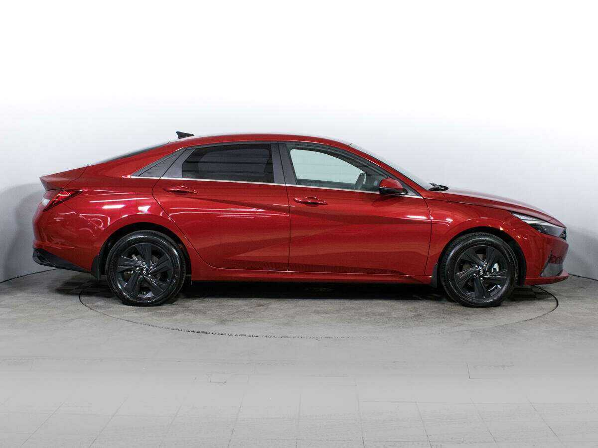Hyundai Elantra б/у, 2021, Автоматическая. Фото: #3