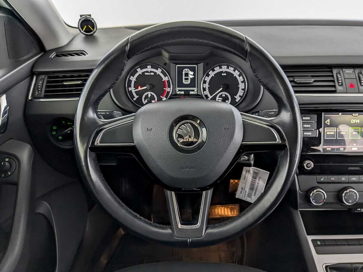 Skoda Octavia б/у, 2019, Механическая. Фото: #19