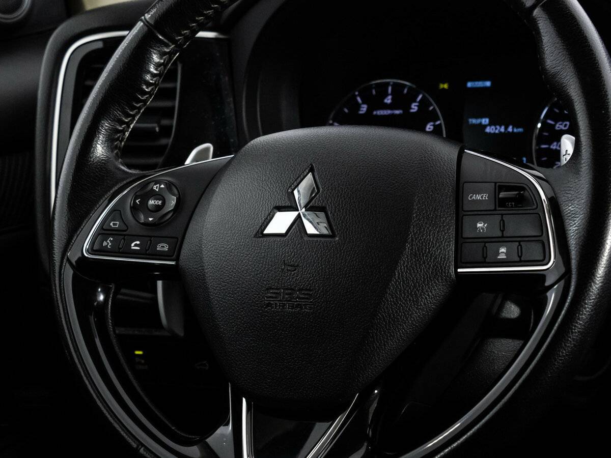 Mitsubishi Outlander б/у, 2020, Автоматическая. Фото: #12