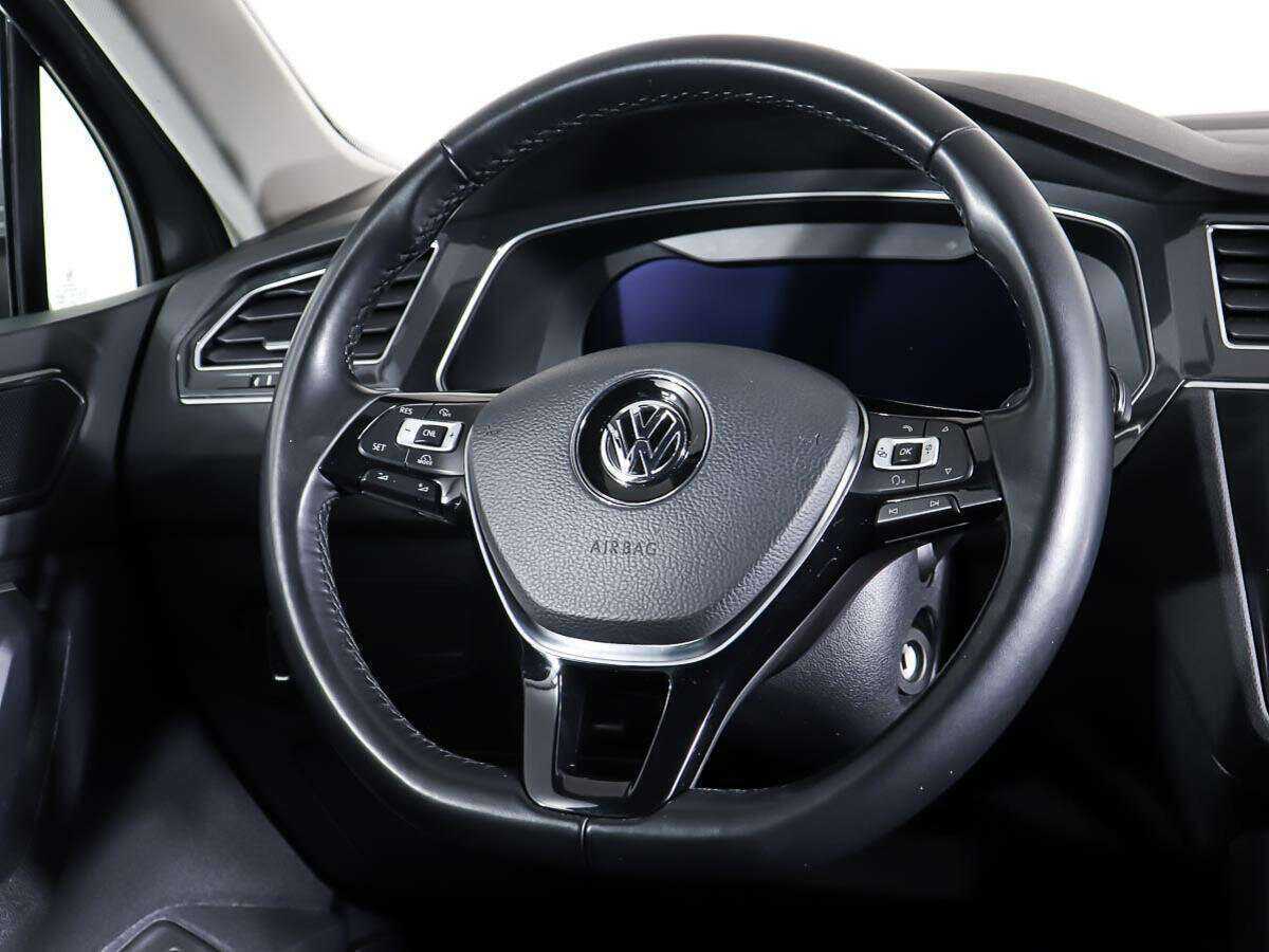 Volkswagen Tiguan б/у, 2017, Роботизированная. Фото: #14
