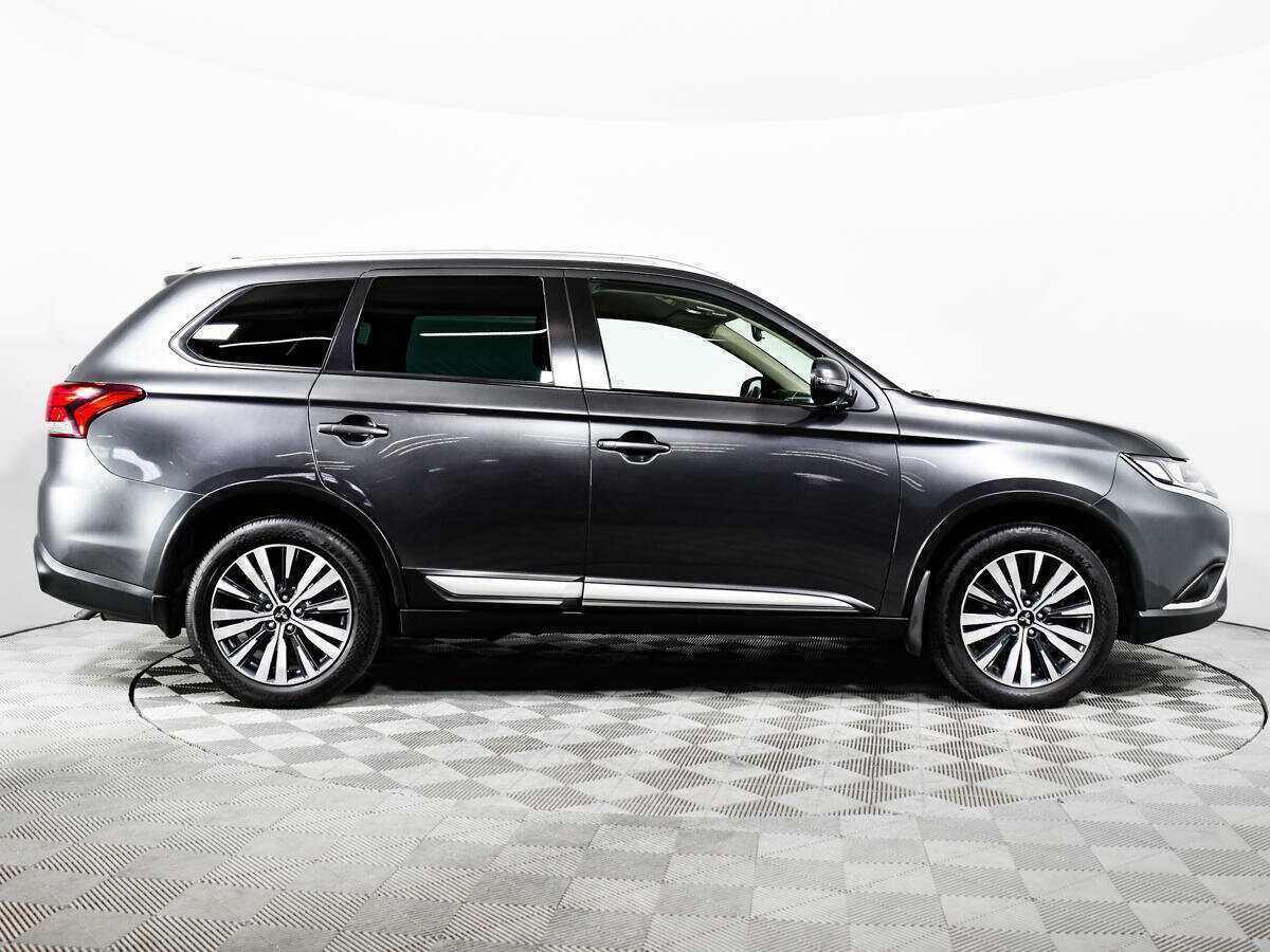 Mitsubishi Outlander б/у, 2020, Вариатор. Фото: #3