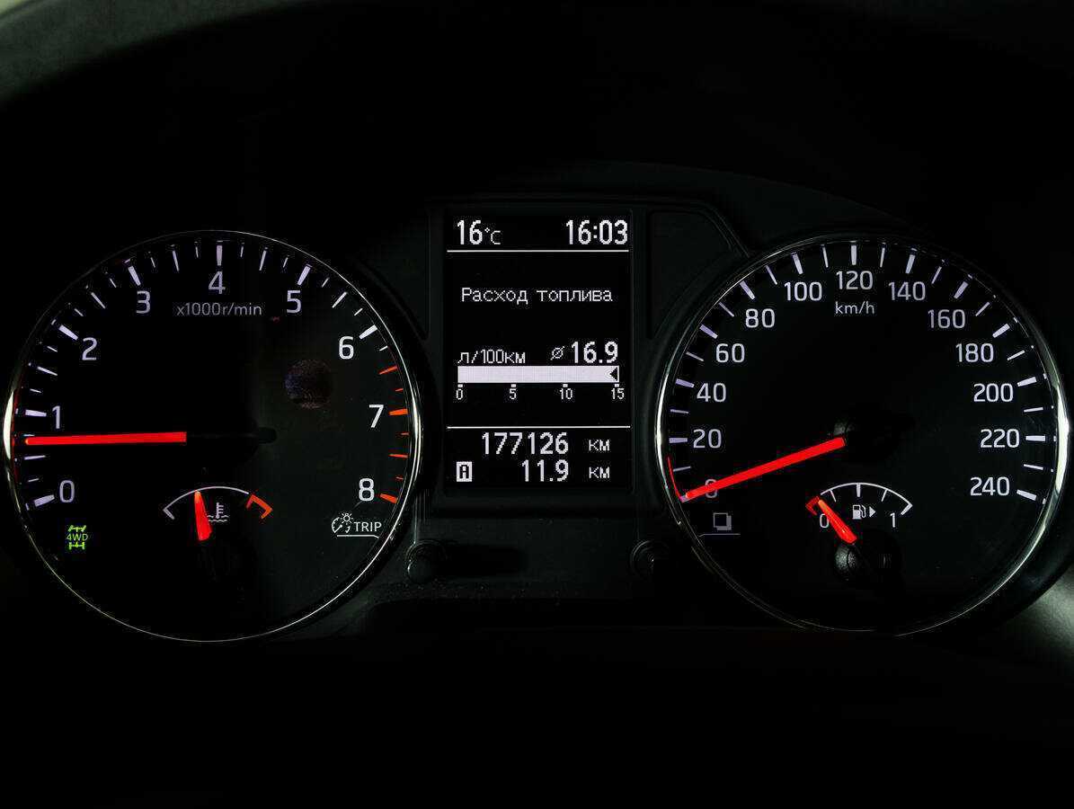 Nissan X-Trail б/у, 2014, Механическая. Фото: #16