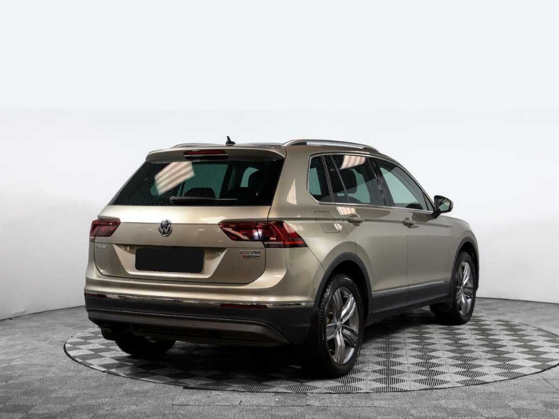 Volkswagen Tiguan б/у, 2017, Роботизированная. Фото: #3