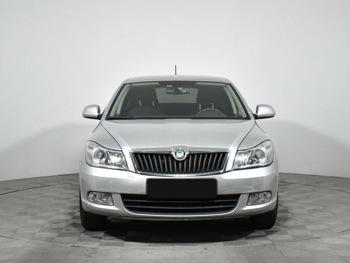 Skoda Octavia б/у, 2013, Механическая. Фото: #1