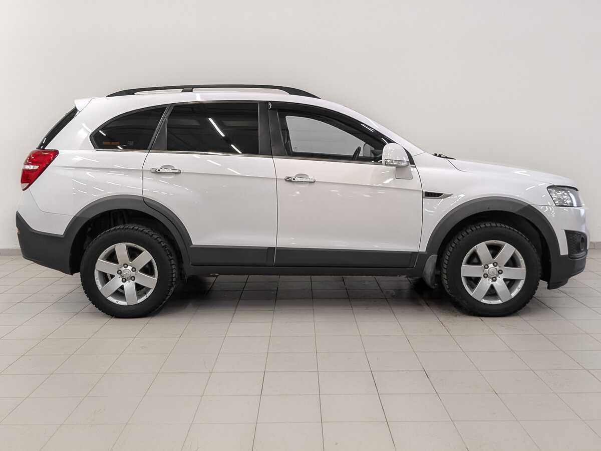 Chevrolet Captiva б/у, 2013, Автоматическая. Фото: #3