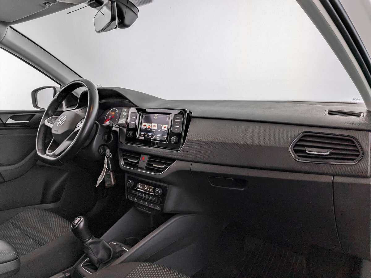 Volkswagen Polo б/у, 2020, Механическая. Фото: #9