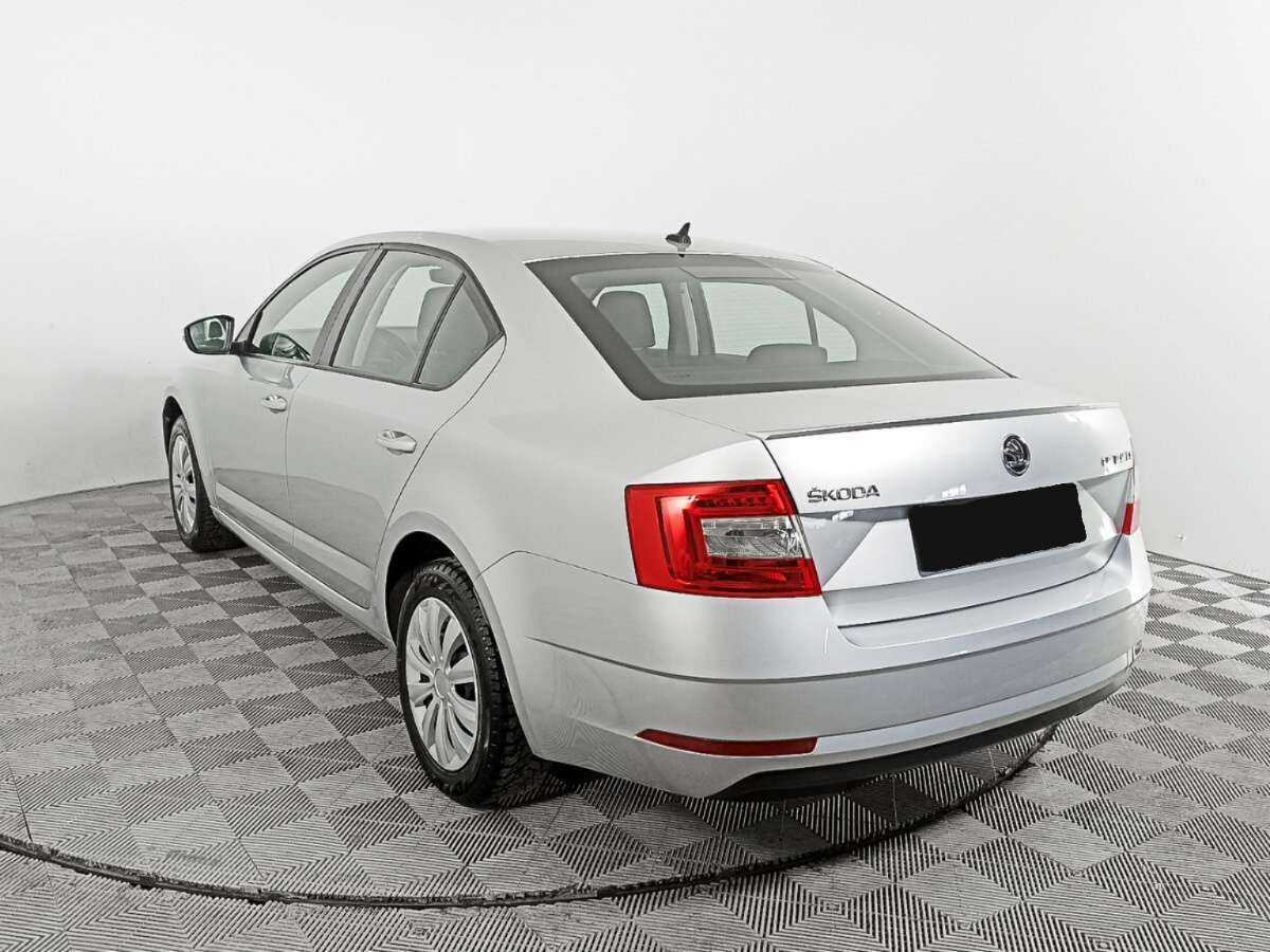Skoda Octavia б/у, 2017, Механическая. Фото: #5