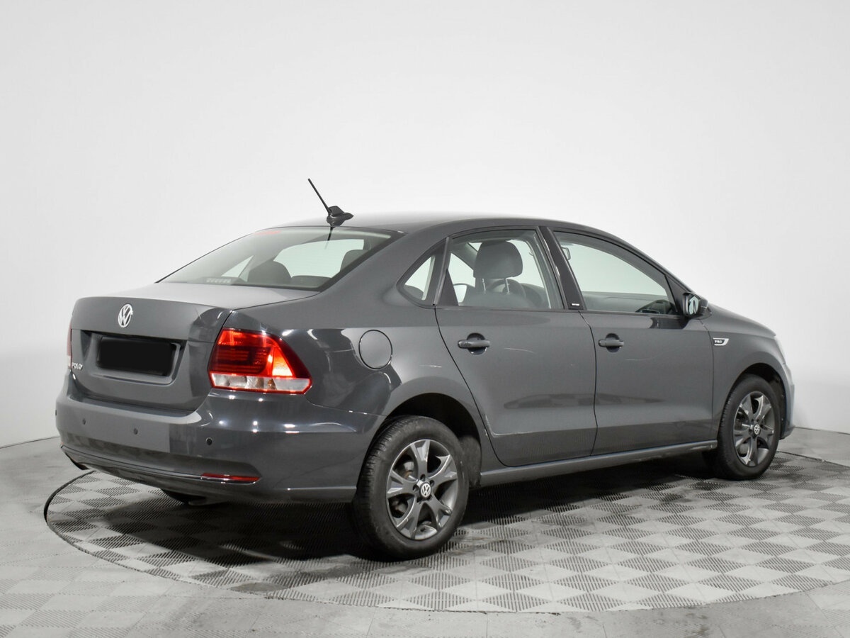 Volkswagen Polo б/у, 2017, Автоматическая. Фото: #4