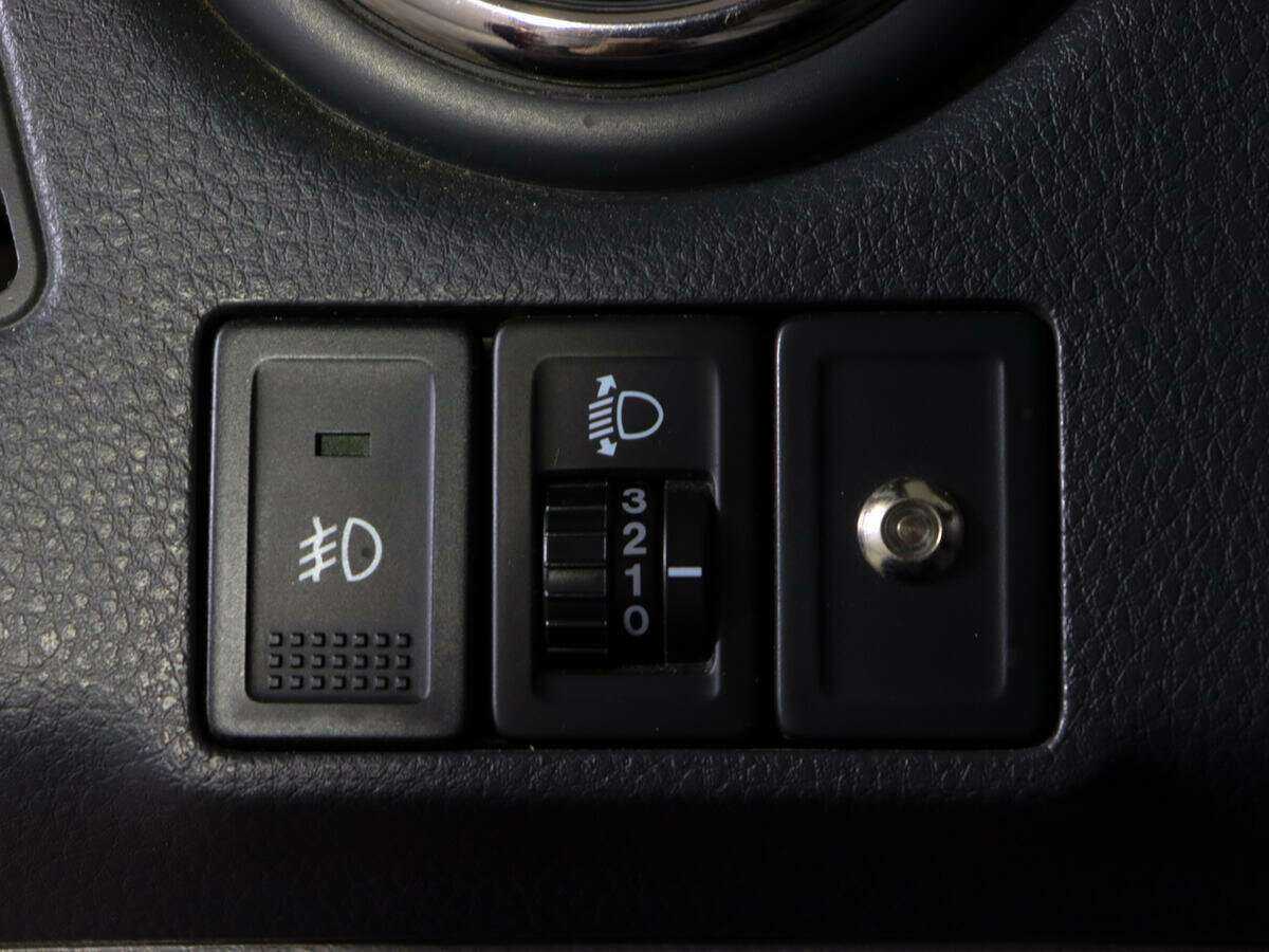 Suzuki SX4 б/у, 2013, Автоматическая. Фото: #13