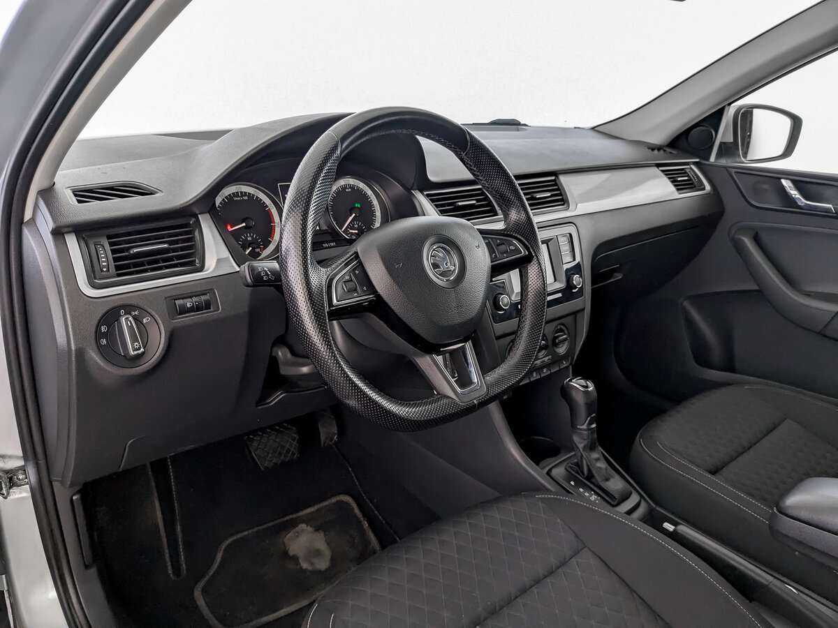 Skoda Rapid б/у, 2016, Автоматическая. Фото: #12