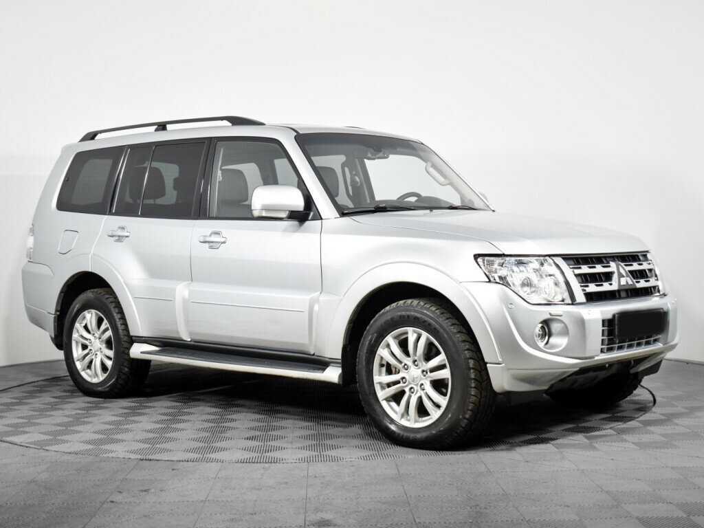Mitsubishi Pajero б/у, 2013, Автоматическая. Фото: #2