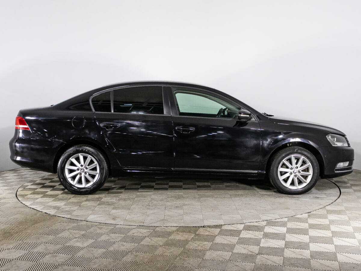 Volkswagen Passat б/у, 2013, Механическая. Фото: #3
