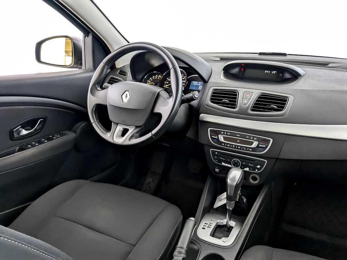 Renault Fluence б/у, 2012, Автоматическая. Фото: #21