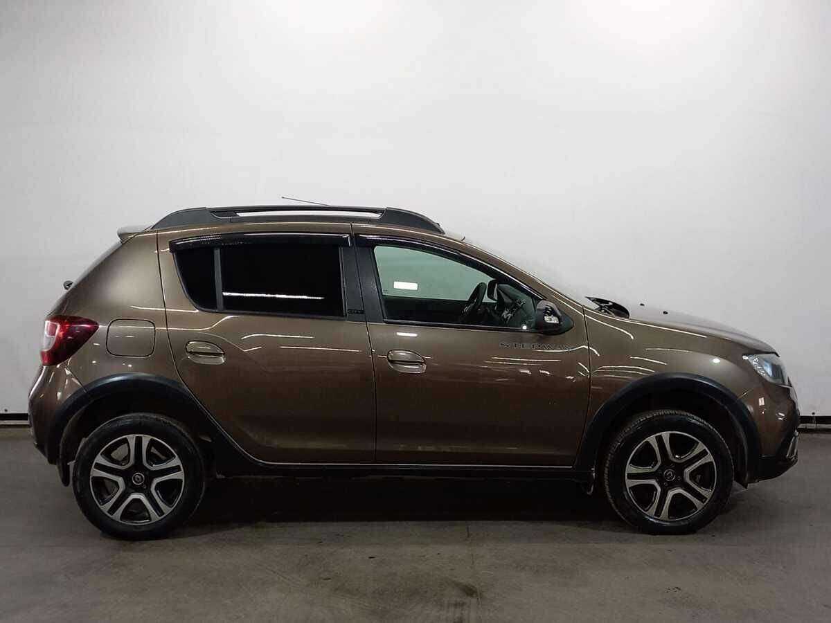 Renault Sandero б/у, 2021, Вариатор. Фото: #2