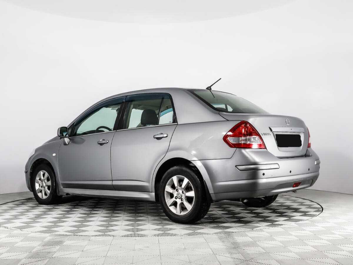 Nissan Tiida б/у, 2012, Механическая. Фото: #6