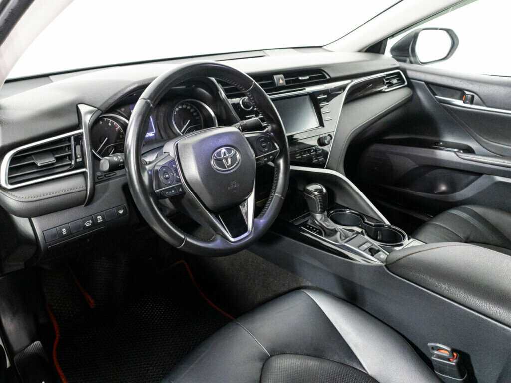 Toyota Camry б/у, 2020, Автоматическая. Фото: #10