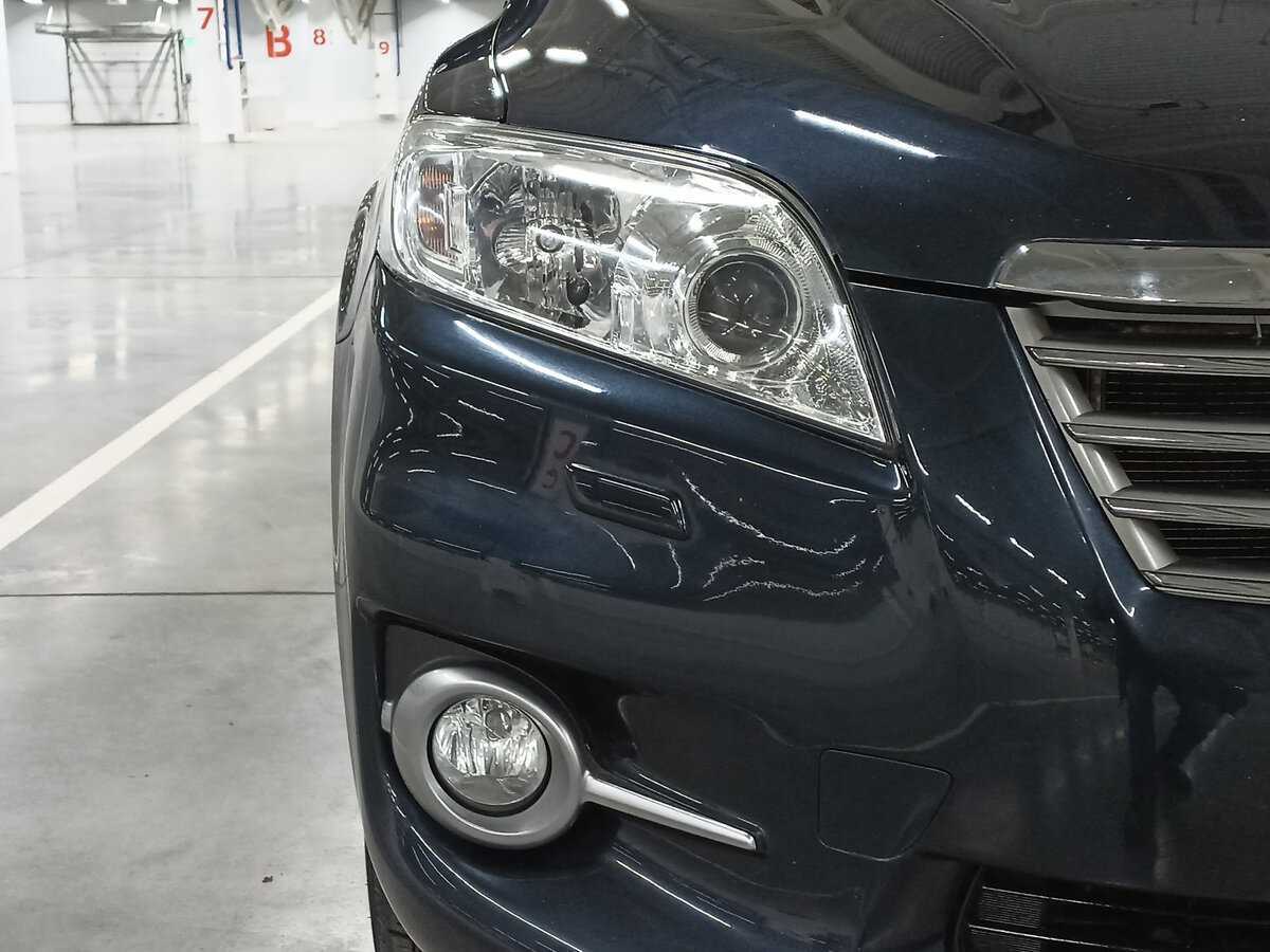 Toyota RAV4 б/у, 2012, Механическая. Фото: #16
