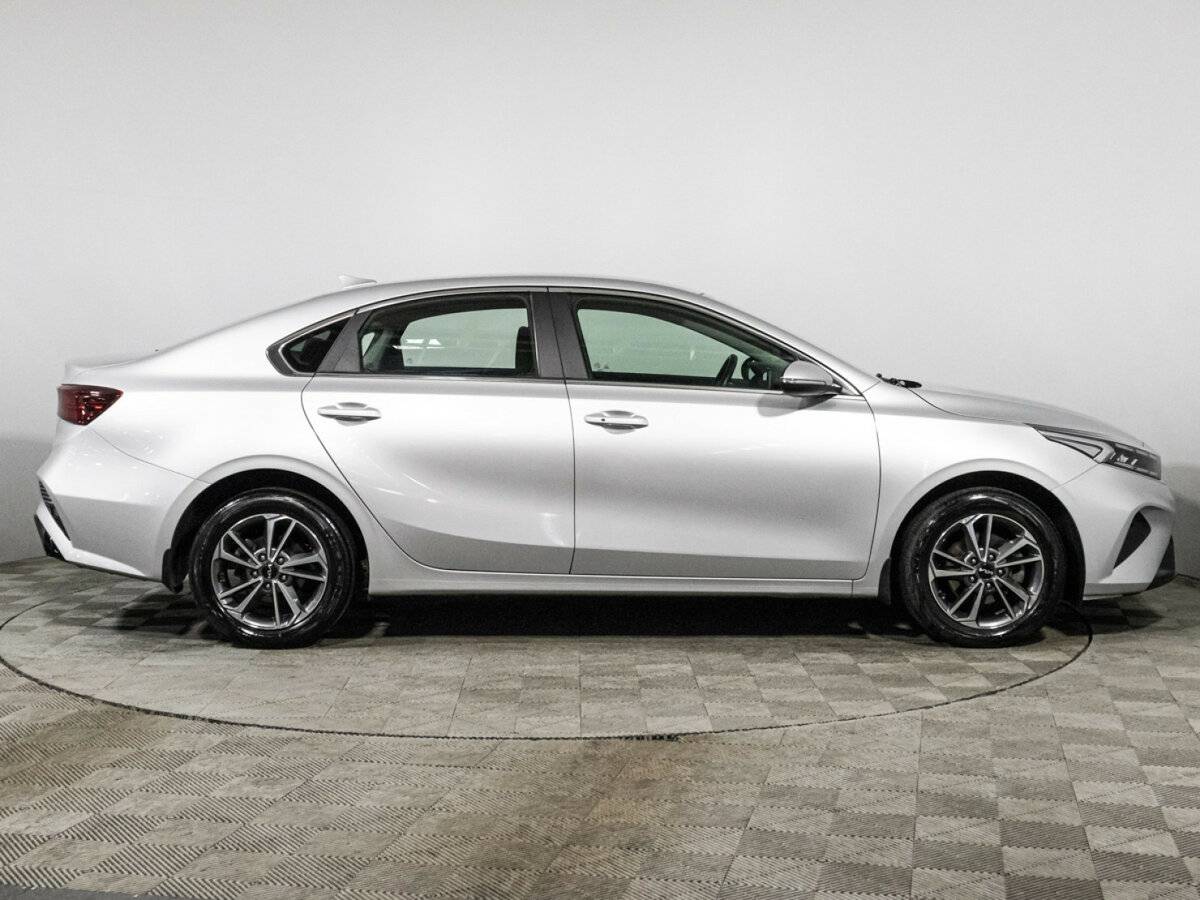 Kia Cerato б/у, 2021, Автоматическая. Фото: #3
