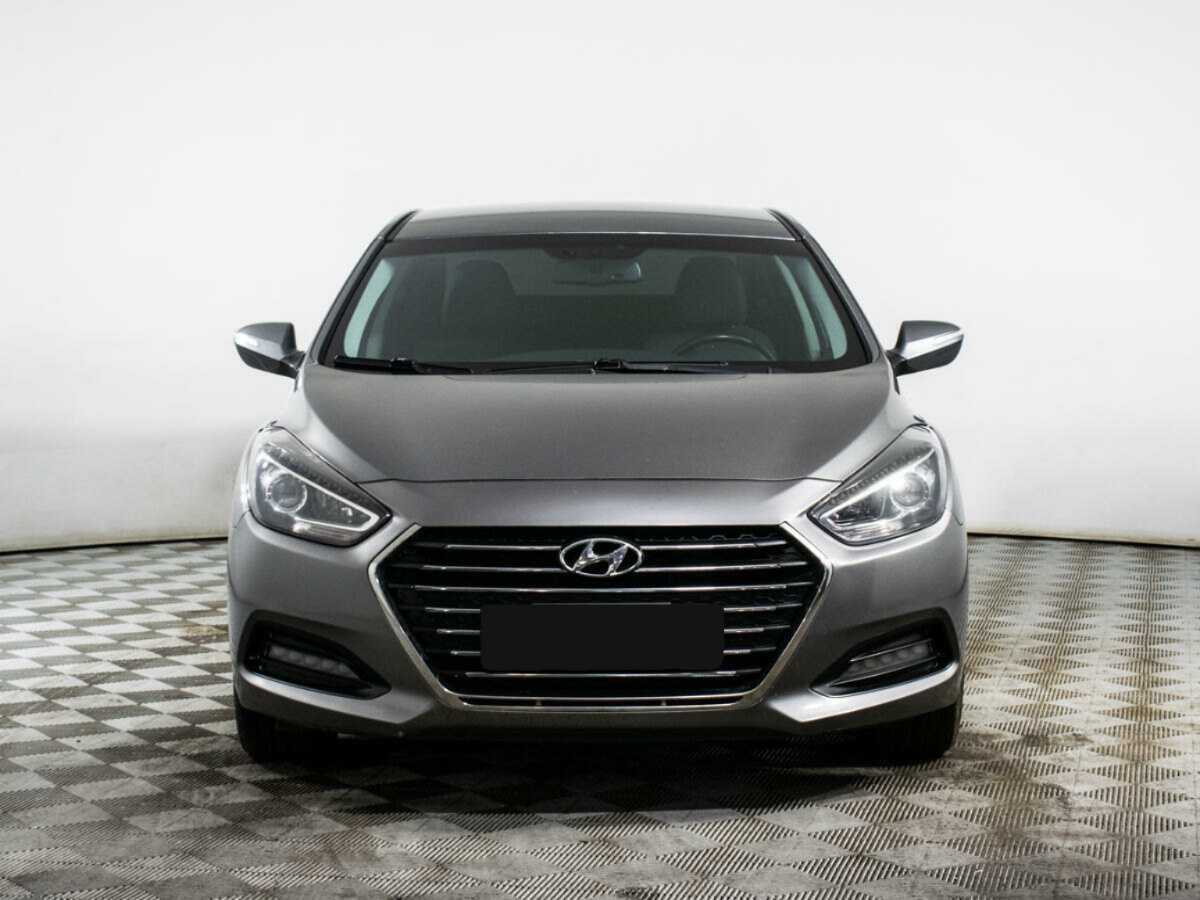 Hyundai i40 б/у, 2016, Роботизированная. Фото: #1