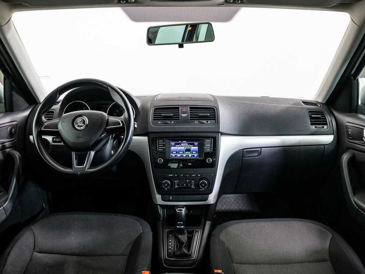 Skoda Yeti б/у, 2015, Автоматическая. Фото: #12