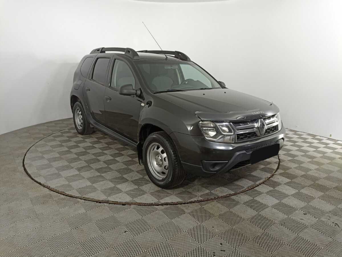 Renault Duster б/у, 2016, Автоматическая. Фото: #2